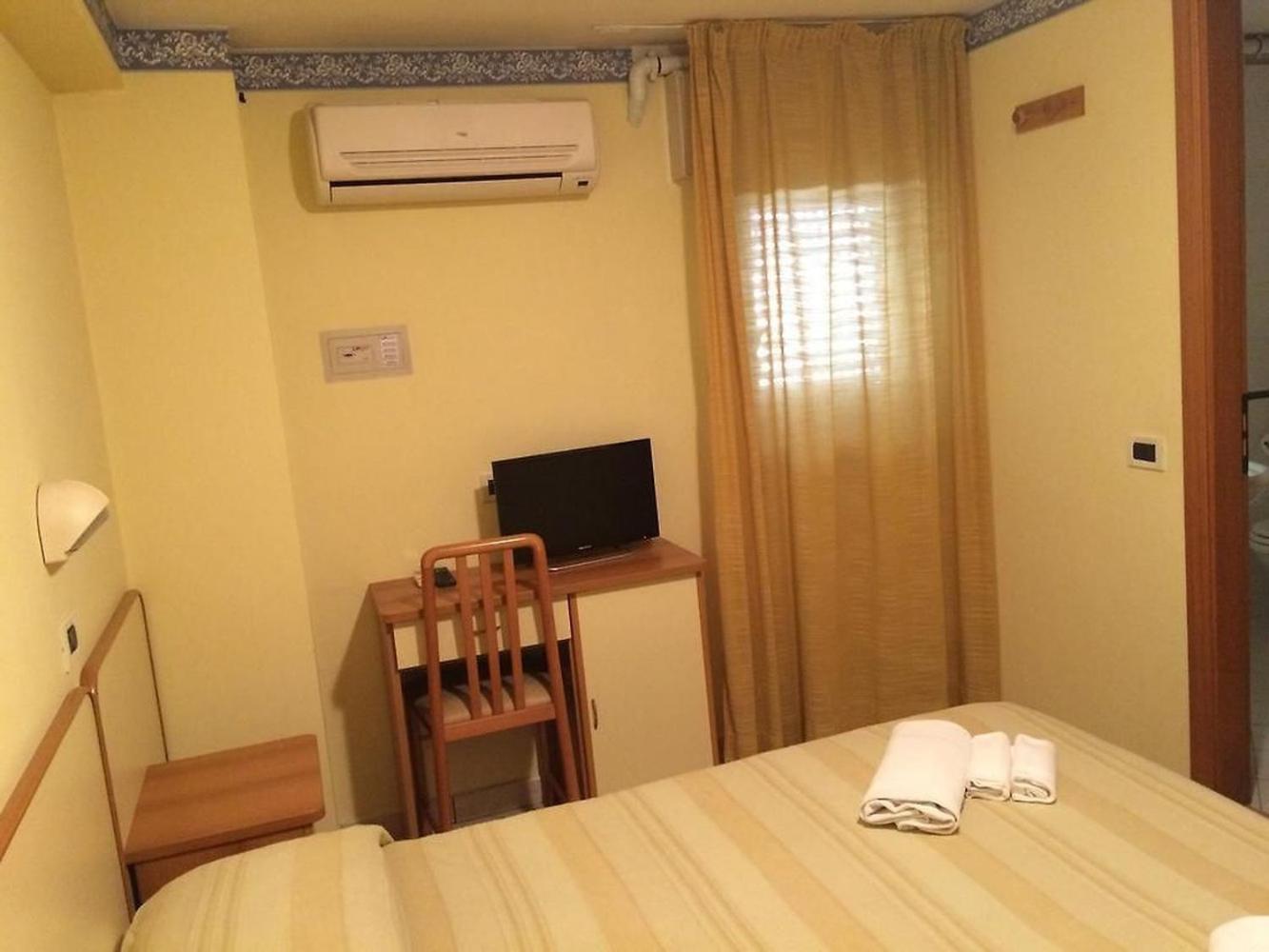 Hotel Ambasciata تْشيزيناتيكو المظهر الخارجي الصورة